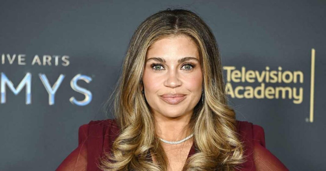 Danielle Fishel Brings 8 Boy Meets World Alums to Dancing With the Stars