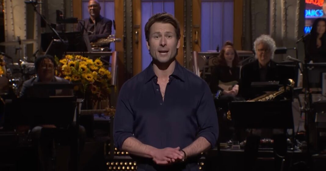 Glen Powell Flies UPS Driver to NYC to See Him Host SNL