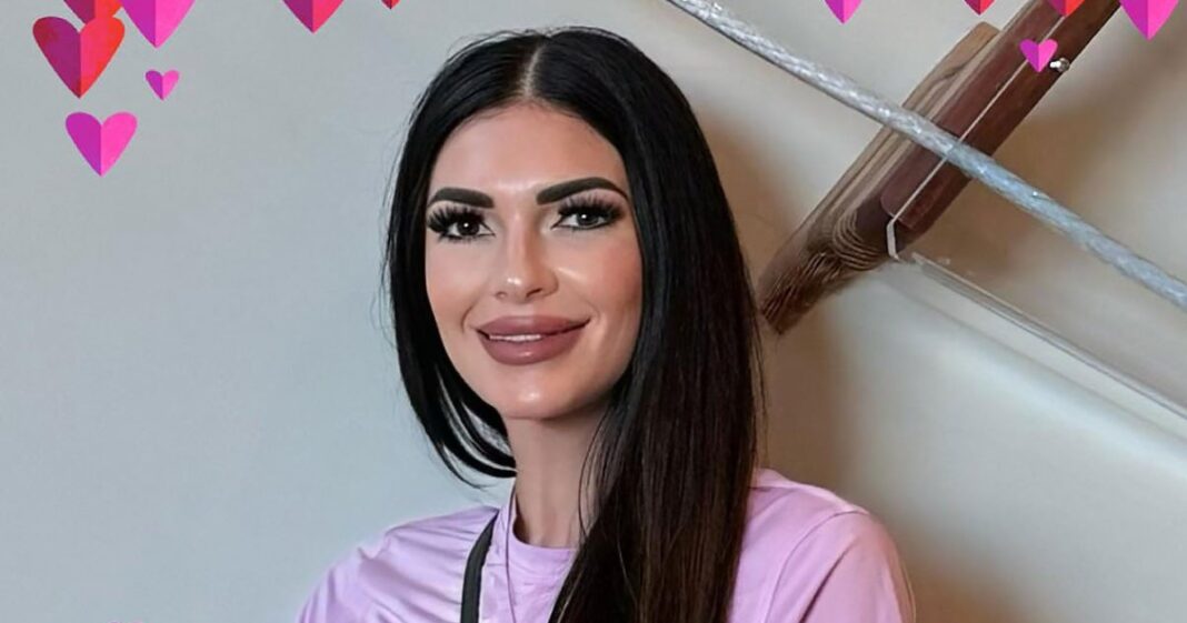 Arkansas Mom, 2 Kids Found Dead Day After Final Divorce Hearing