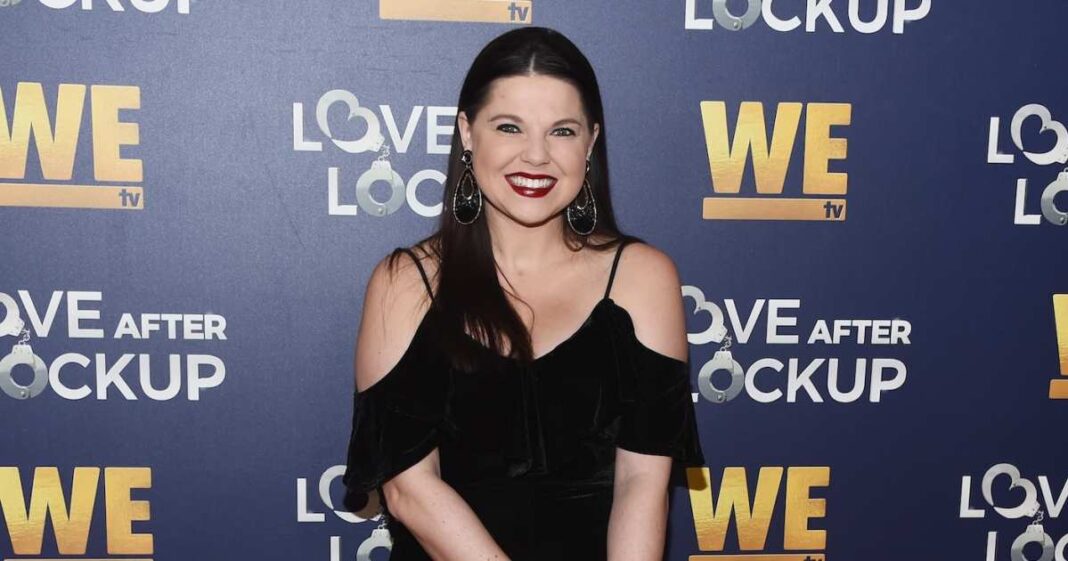 Amy Duggar Says Cousin Relationships Were ‘Surface Level’ Growing Up